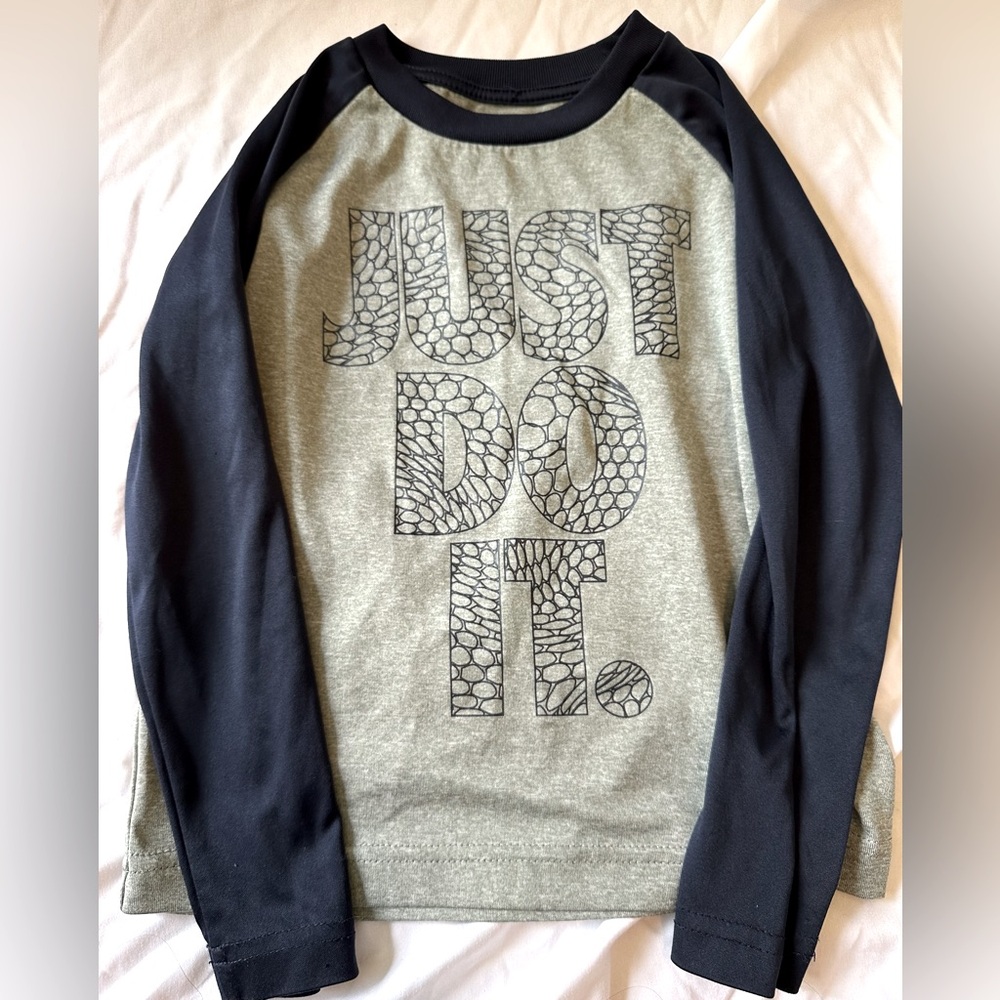 Nike Dri-Fit long sleeve shirt